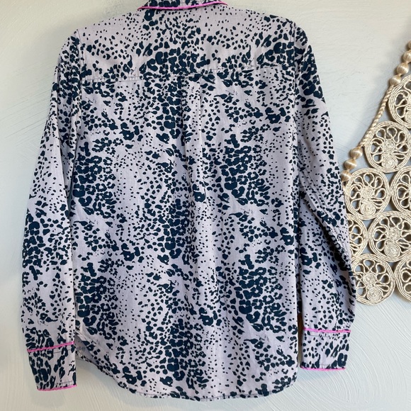 J. Crew Button-up Shirt in Leopard Print, Pink Satin Trim, Size Medium - Picture 7 of 9